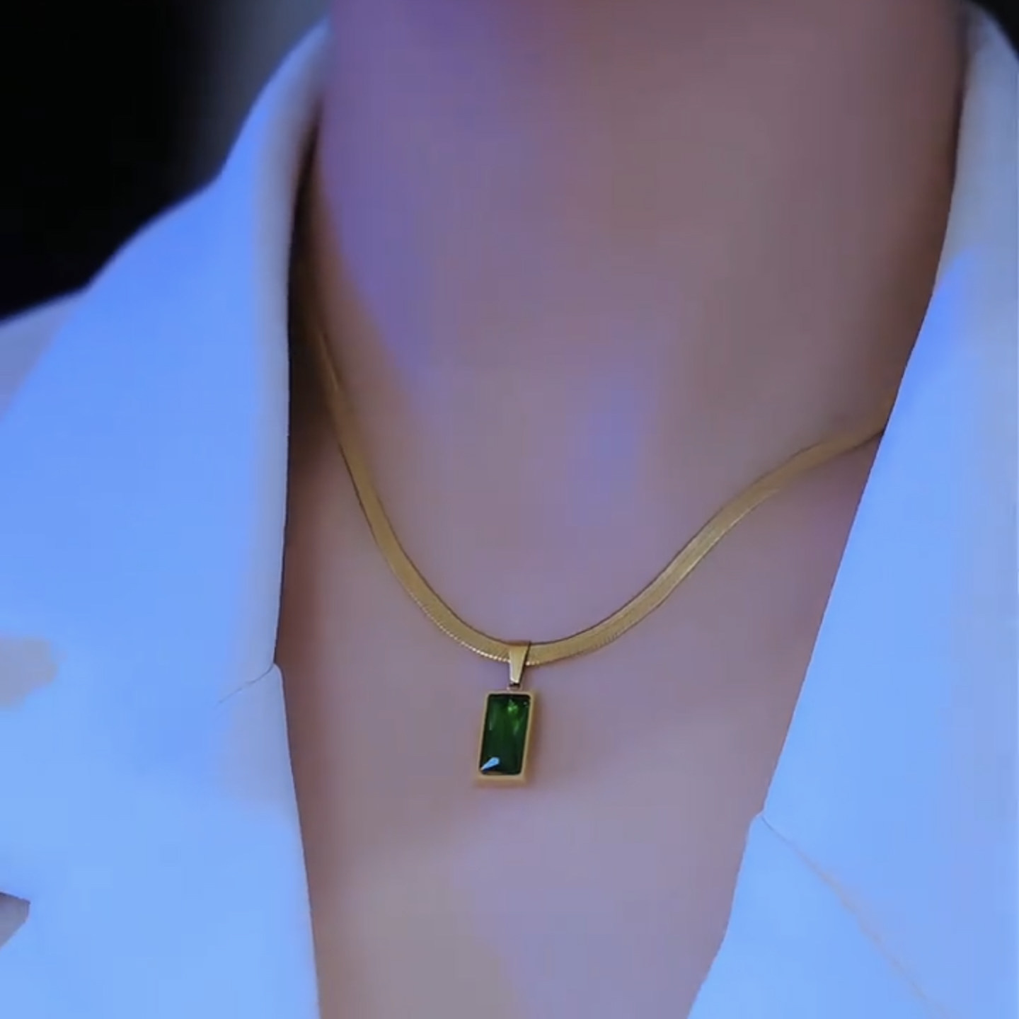 复古绿色水晶扁链蛇骨链项链女