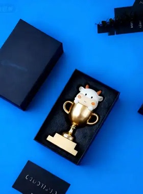 卡通动物树脂奖杯摆件礼盒礼物