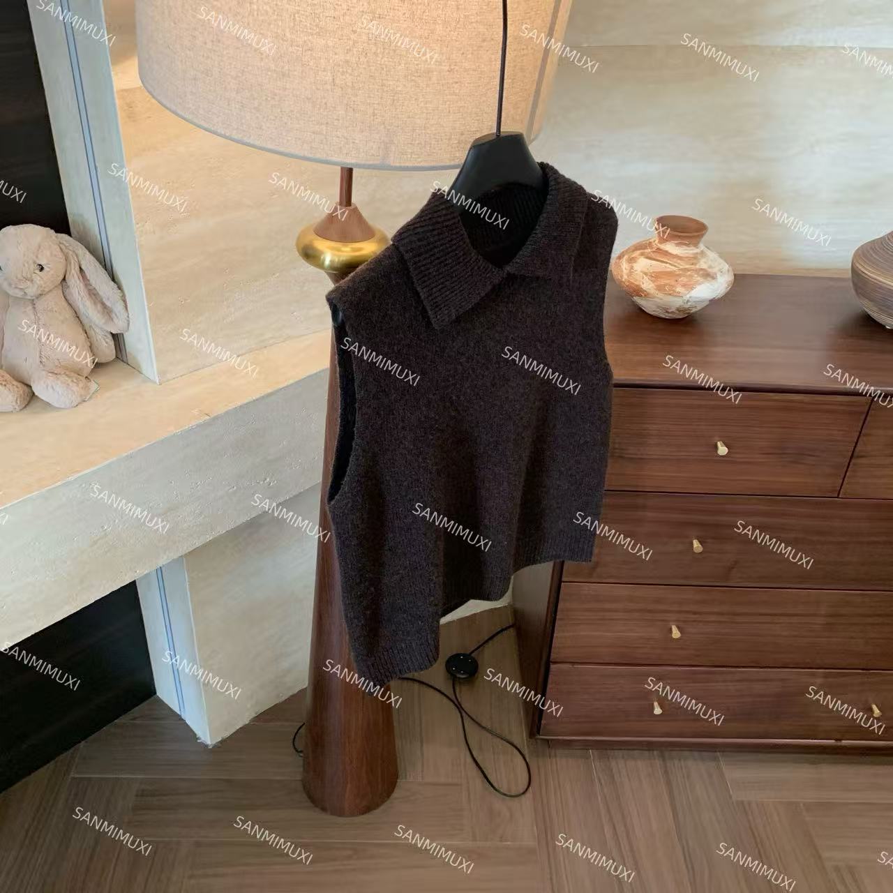 SANMI/叁米  26支100羊毛叠搭小翻领针织马甲  S1170