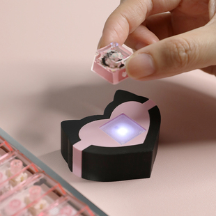 敲敲莓暮蝶键帽发光展示收纳个性键帽可爱展示座桌搭氛围灯摆件