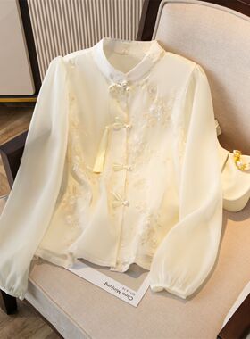 刺绣盘扣改良旗袍衬衫女2025春秋新款设计感泡泡袖上衣新中式国风