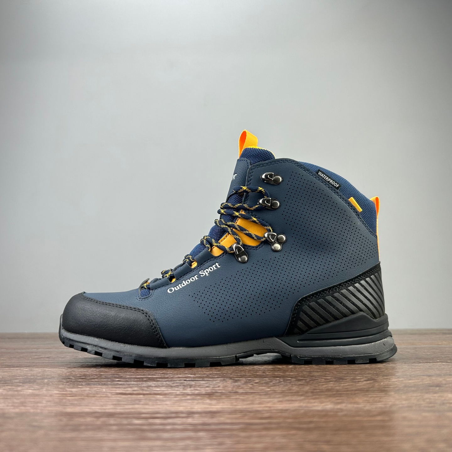 z柜1000+！男士头层牛皮秋冬休闲工装马丁靴防水耐造登山徒步皮靴