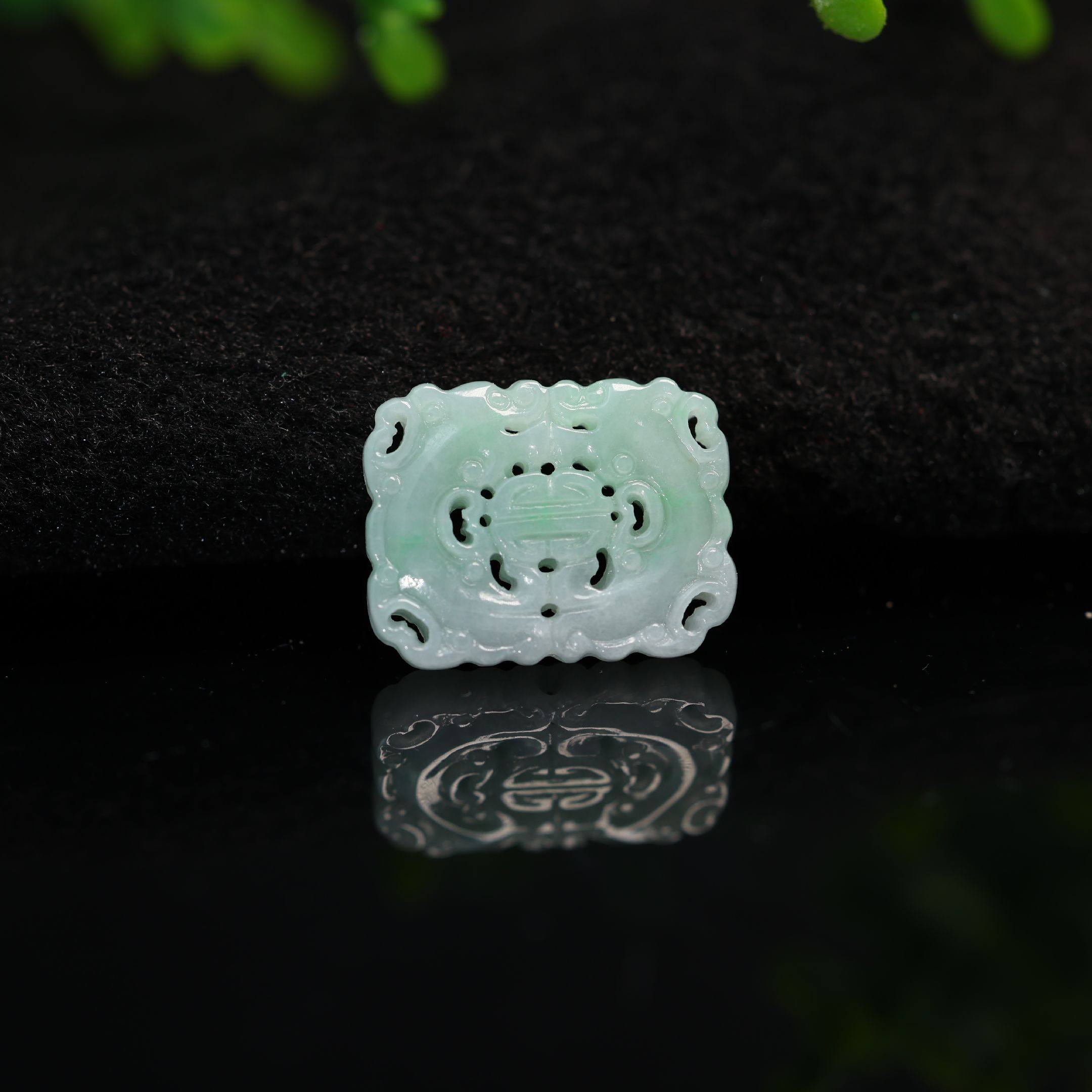 #K378糯种飘绿缅甸天然A货翡翠镂空双龙捧寿方形背云 通天孔,珠宝/钻石/翡翠,翡翠裸石/蛋面,淘宝优惠券,粉丝福利购,淘宝优惠卷