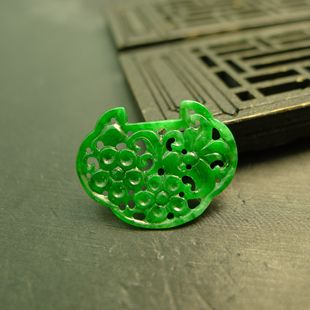 E671满绿缅甸天然A货翡翠复古镂空雕花如意锁