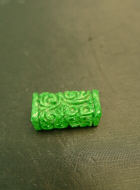 #J133 辣绿天然A货翡翠路路通转运珠长方柱形桶珠