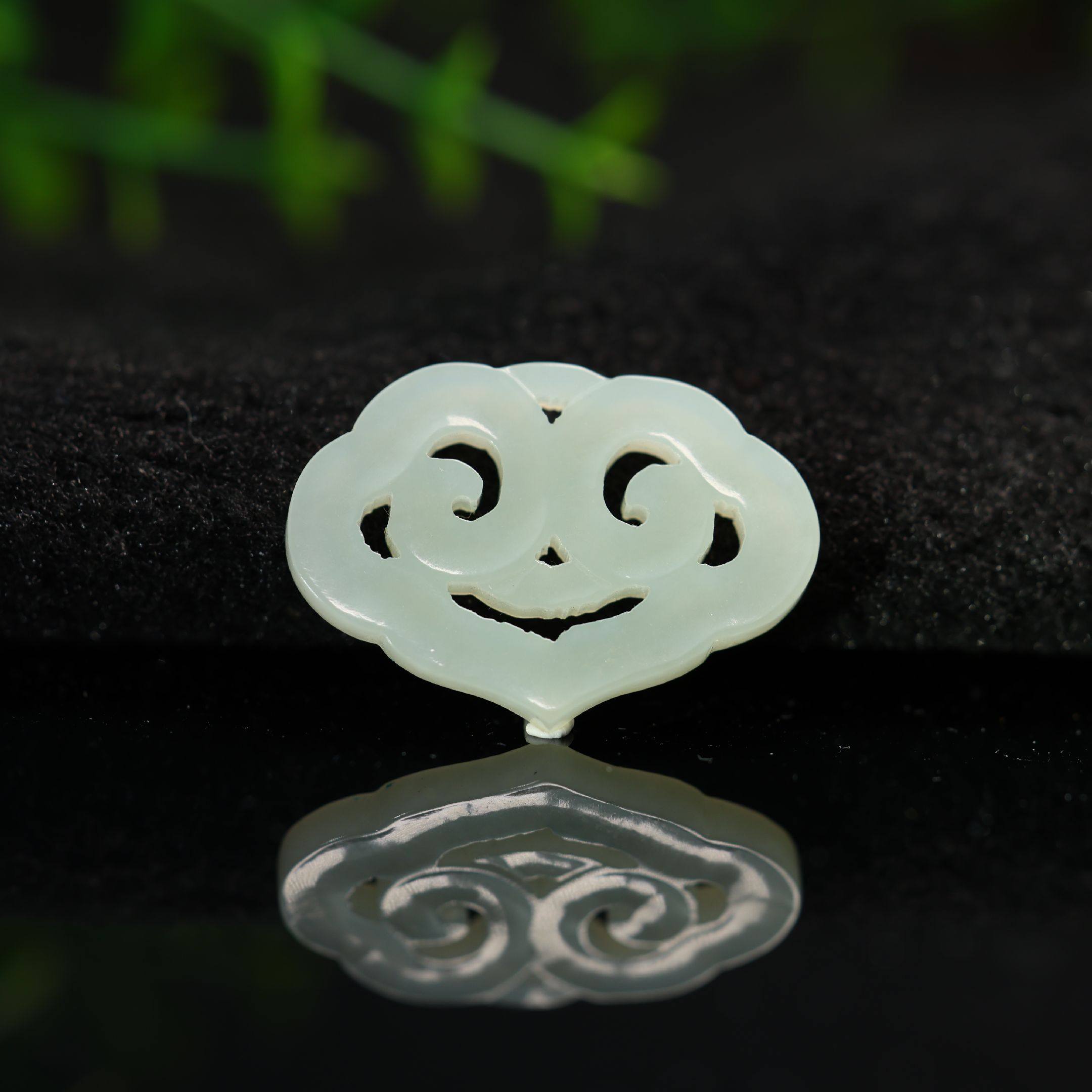 #L057镂空和田白玉如意吊坠,珠宝/钻石/翡翠,颈饰,淘宝优惠券,粉丝福利购,淘宝优惠卷