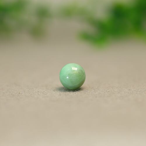 绿色缅甸天然A货翡翠珠子