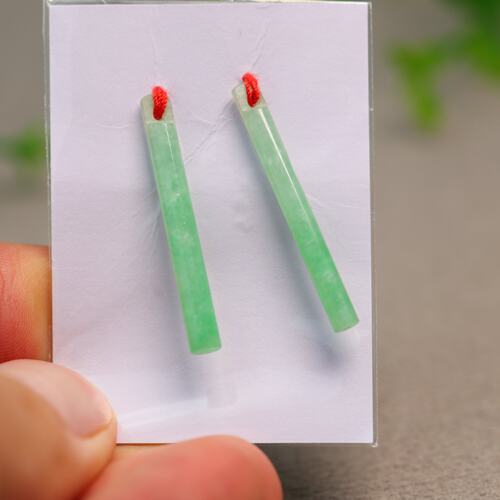 一对冰阳绿缅甸天然A货翡翠翎管