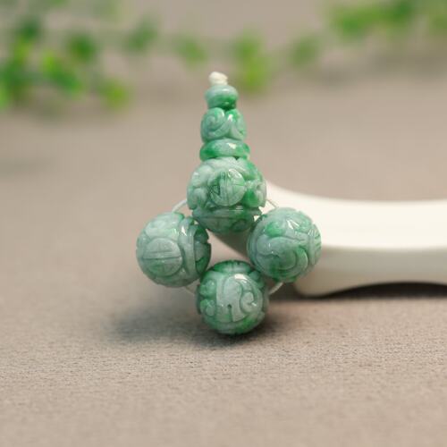 翡翠团寿龙纹雕花珠子三通佛头