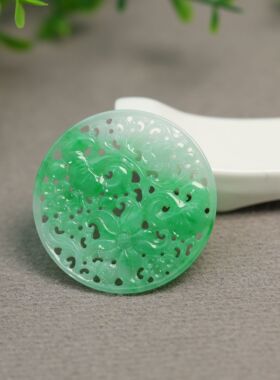#G579飘阳绿天然A货翡翠圆形雕花吊坠花片 古风镂空雕花圆片