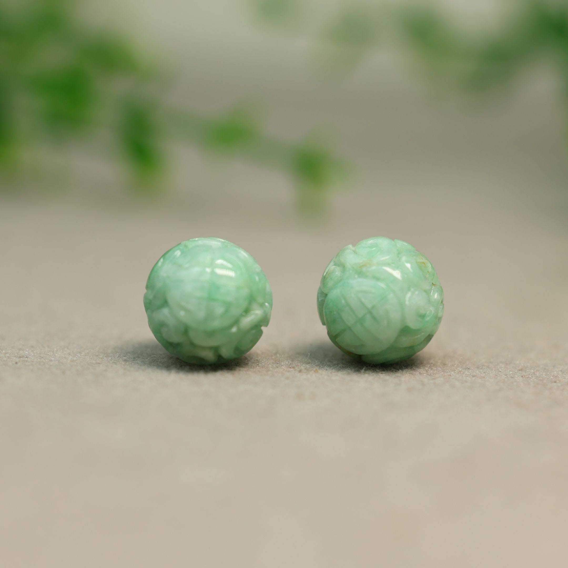 绿色缅甸天然A货翡翠雕花珠子