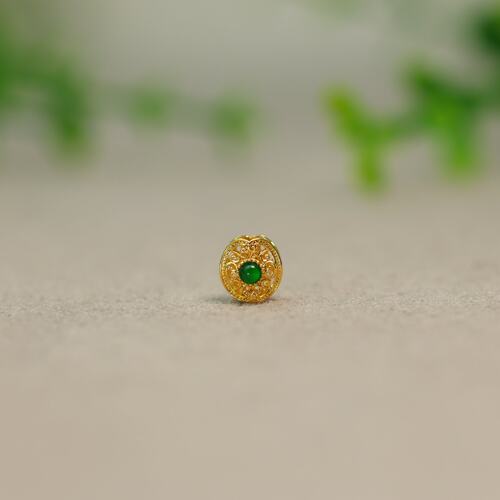冰绿天然A货翡翠蛋面龟壳背云
