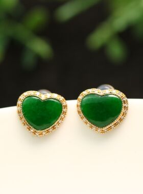 #D886 一对18K金加钻石镶嵌冰种满色辣绿天然A货翡翠桃心耳钉