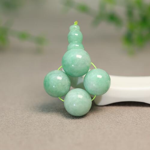 天然A货翡翠素珠子三通佛头
