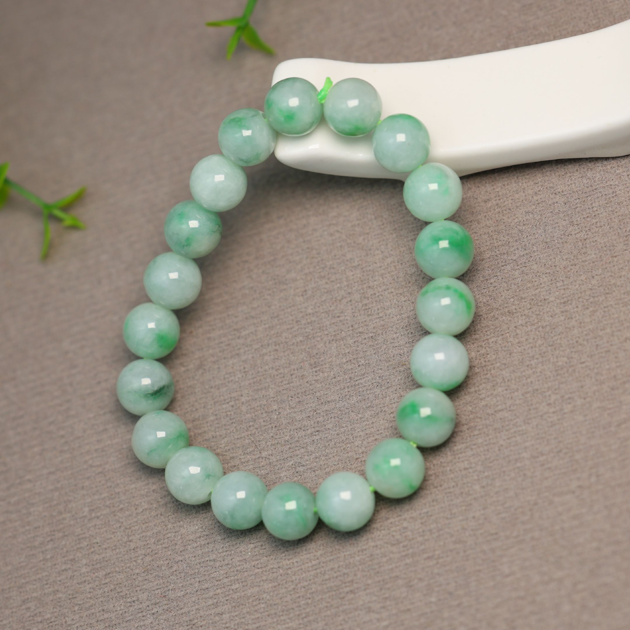 缅甸天然A货翡翠素面珠子手串