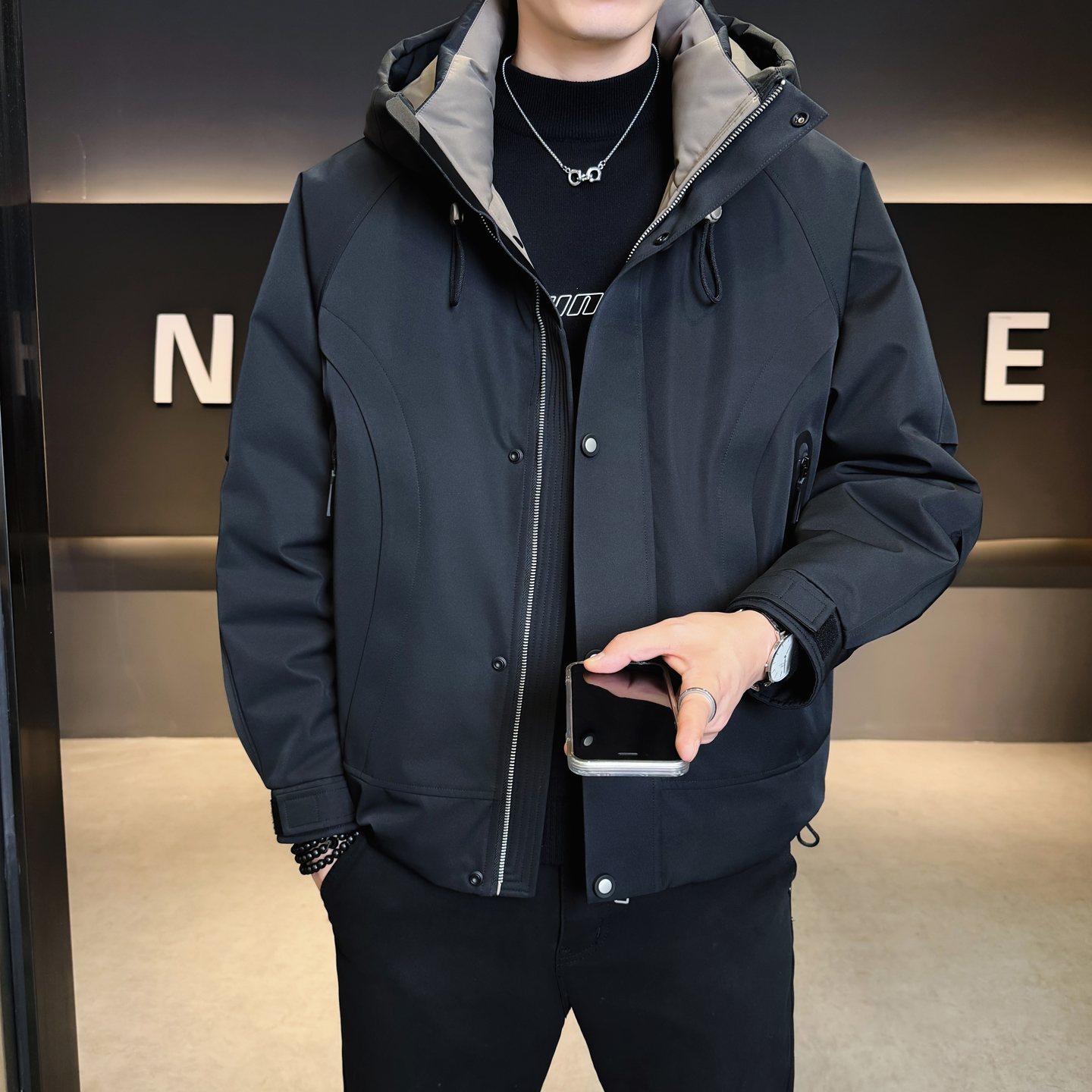 雷迪波尔官方冬装新款痞帅连帽羽绒服男款潮牌潮流工装高级感保暖