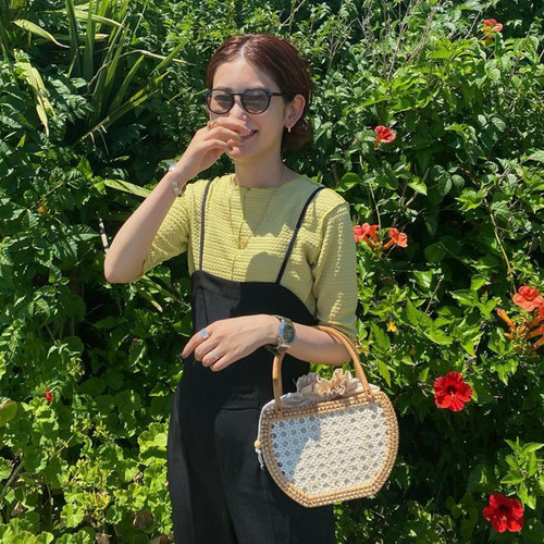 里洛家小方包镂空小包藤编包