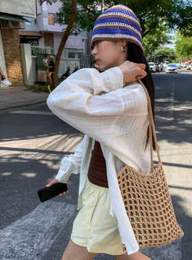 里洛家镂空编织包大容量单肩包