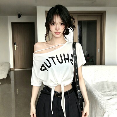 设计感斜肩个性绑带下摆上衣ins辣妹风字母印花新款显瘦短袖T恤女