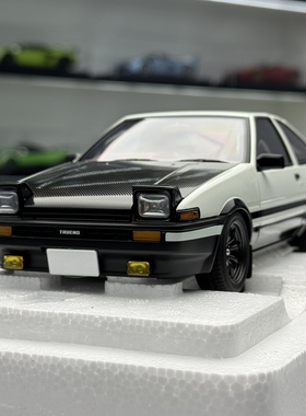 AUTOart 奥拓 1:18 丰田 头文字D AE86 30周年纪念版 汽车模型