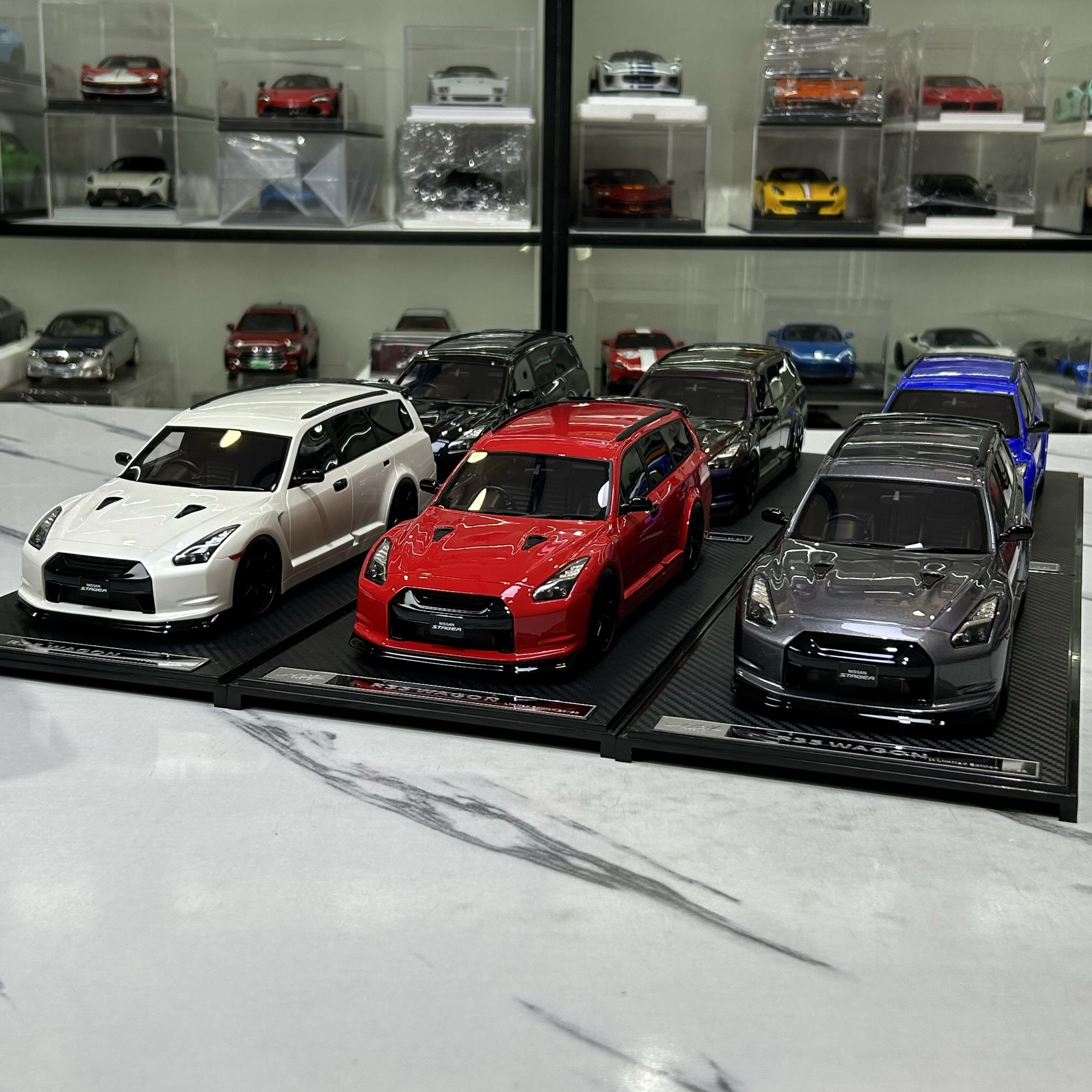 IVY 日产尼桑NISSAN STAGEA GTR R35旅行版仿真树脂汽车模型1 18