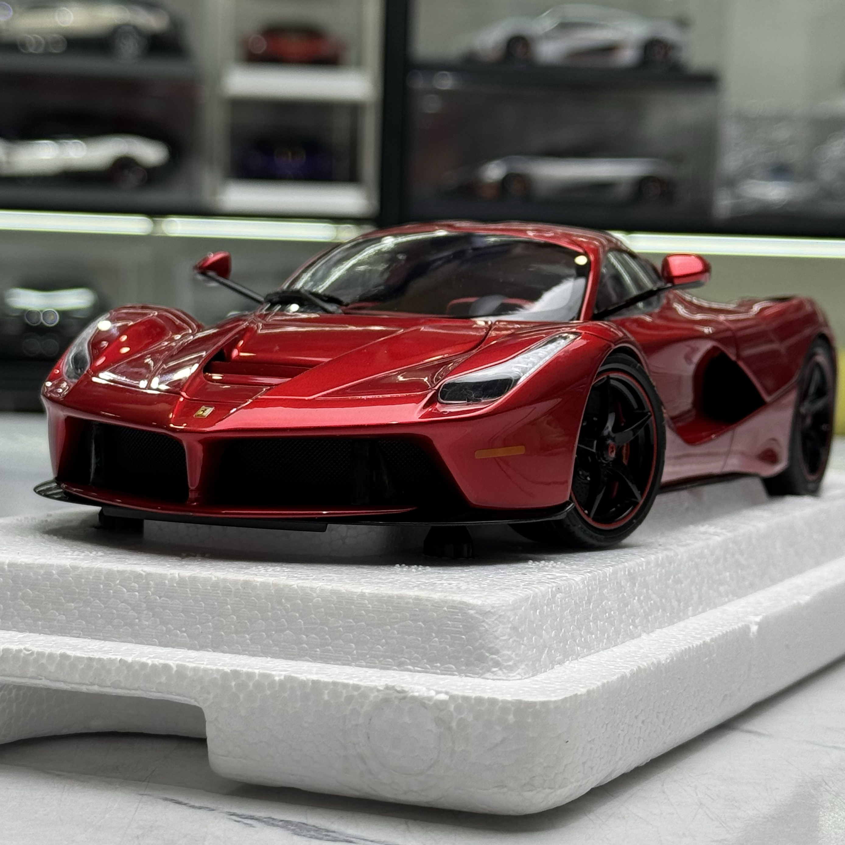 BBR 法拉利 拉法Ferrari 硬顶 仿真合金金属汽车模型收藏1 18摆件