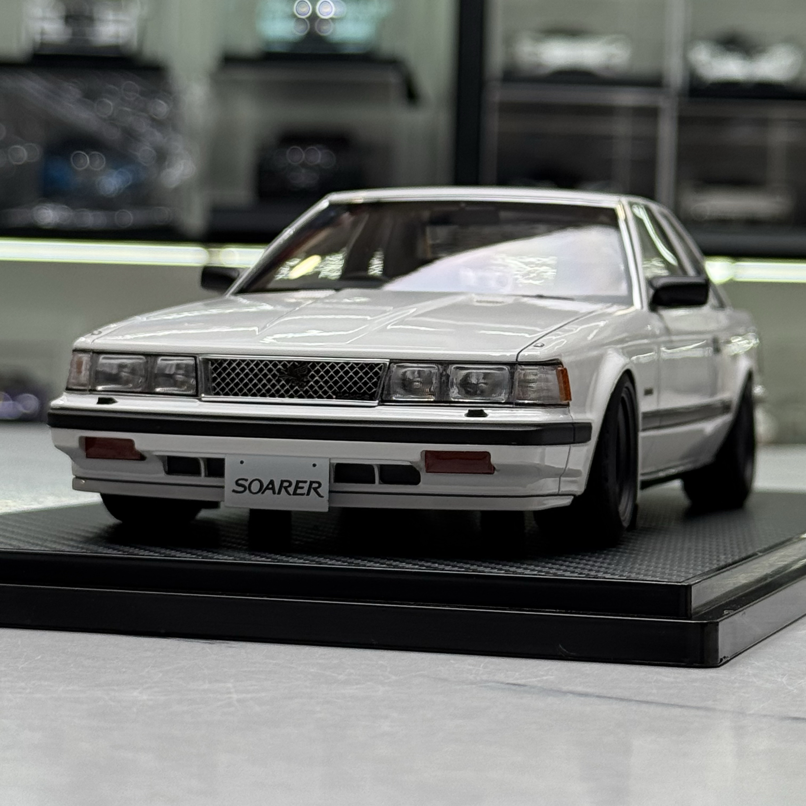 IG 丰田Toyota Soarer 2800GT JDM 仿真树脂汽车模型1 18收藏摆件
