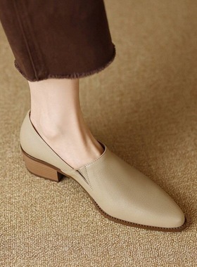 Women's pointed soft leather loafers女尖头软皮乐福鞋粗跟中跟