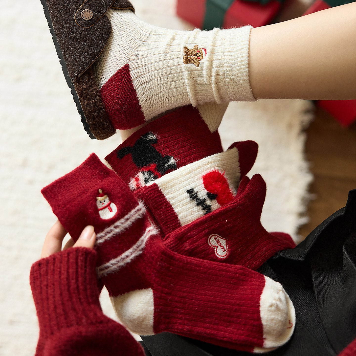 红色袜子女本命年秋冬款纯棉蝴蝶结中筒袜圣诞节新年礼物长筒袜