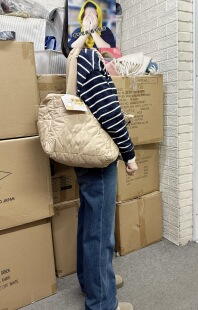 外贸出口日单女包孤品手提包单肩包斜挎包夹棉绗缝大容量微瑕包包