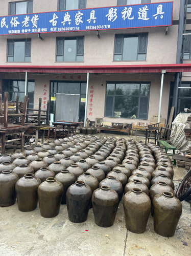 老酒坛子，老坛子，能装50斤的老酒坛子高48厘米，民俗摆件