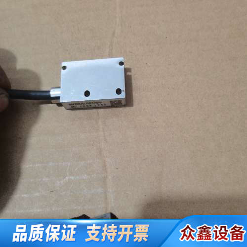 出磁传感器，型号是MSR2000，测量精度0.