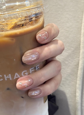 富家千金裸色纯手工穿戴甲碎钻猫眼美甲高级感显白纯欲风可拆卸