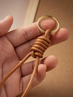 牛皮手绳钥匙扣挂件创意个性简约汽车钥匙链圈环男网红ins包挂饰