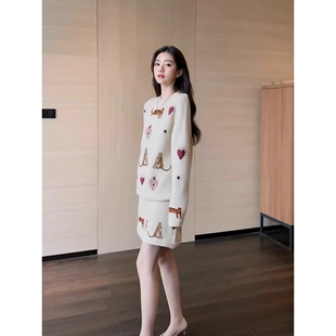 套装 高腰半身裙时尚 慵懒风长袖 白色卡通图案针织两件套女秋冬季