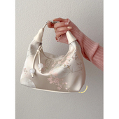 国风丝绸刺绣旗袍包包女2025新款 秋冬斜挎饺子包古风新中式 手提包