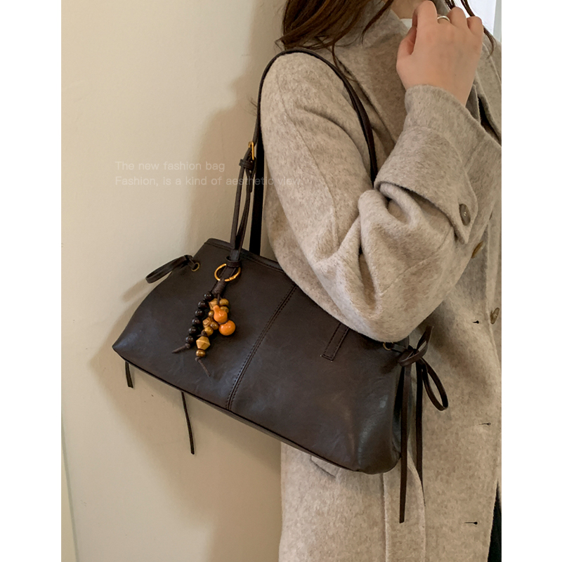 小众复古腋下包包女2025新款秋冬单肩包高级感时尚百搭手拎水桶包