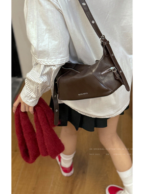 美拉德风包包女式2024新款秋冬单肩包复古百搭上班通勤腋下枕头包