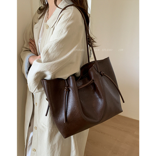秋冬单肩包大容量复古棕色托特包 质感韩系通勤腋下包包女2025新款