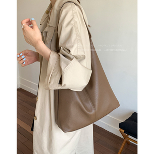 大容量复古通勤包包女式2025新款单肩包高级感时尚爆款腋下托特包