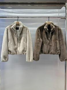 正品外套2025冬新品毛绒绒厚实短款兜量高领轻运动风MBE4COT019