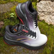 安踏跑步鞋男2025秋冬旅步2.5代缓震PG7科技软底运动鞋112545545