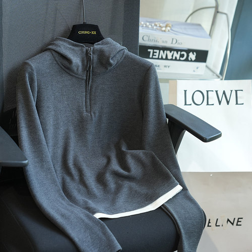 虫小小Lu家德绒山羊绒连帽卫衣