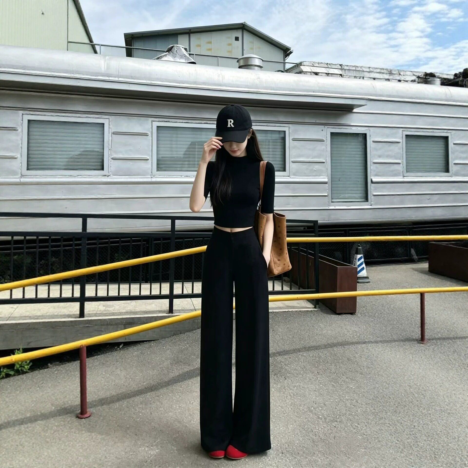 韩风休闲简约百搭学生T恤女短袖撞色宽松圆领韩国ins同款半袖上衣