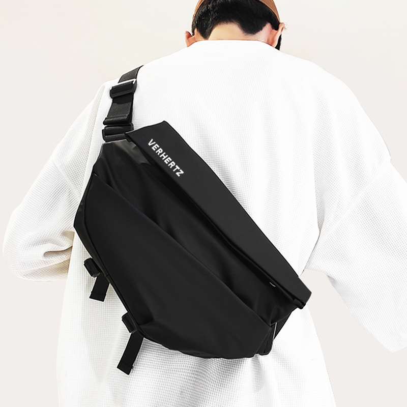 斜挎包男士机能背包女运动骑行包