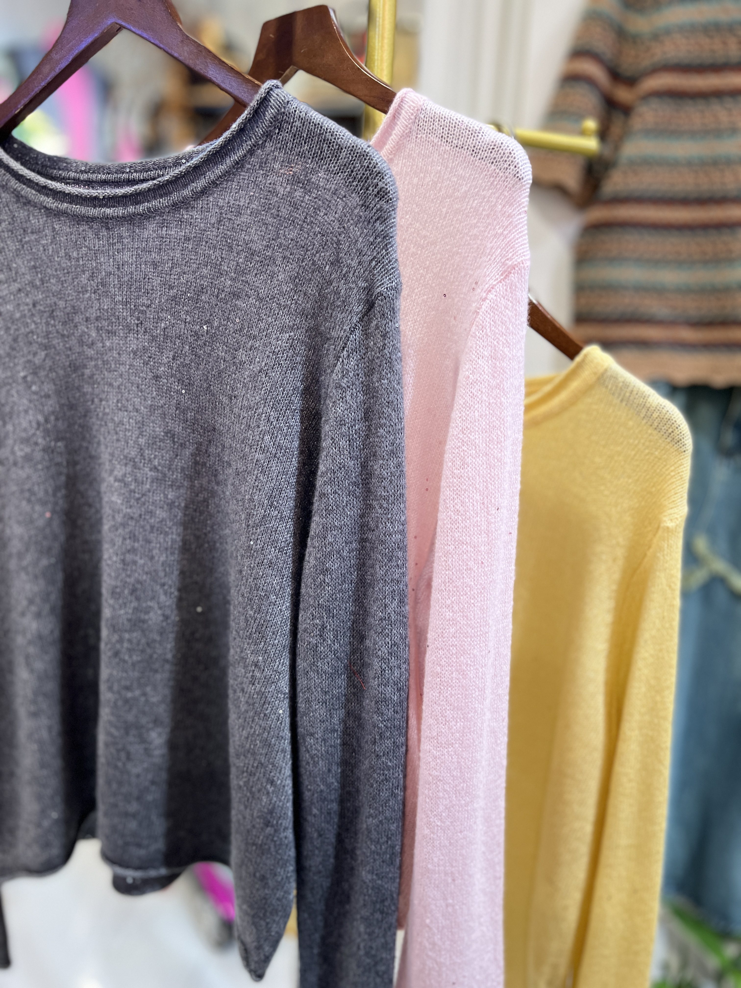 轻奢欧货羊绒衫女装宽松百搭圆领长袖亮片山羊绒毛衣女上衣三色,女装/女士精品,羊绒衫,淘宝优惠券,粉丝福利购,淘宝优惠卷