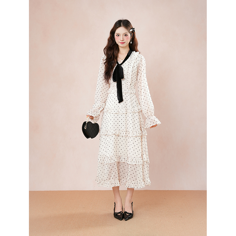 波尔卡序曲 秋季法式收腰波点蛋糕长款连衣裙爆款气质长袖v领长裙