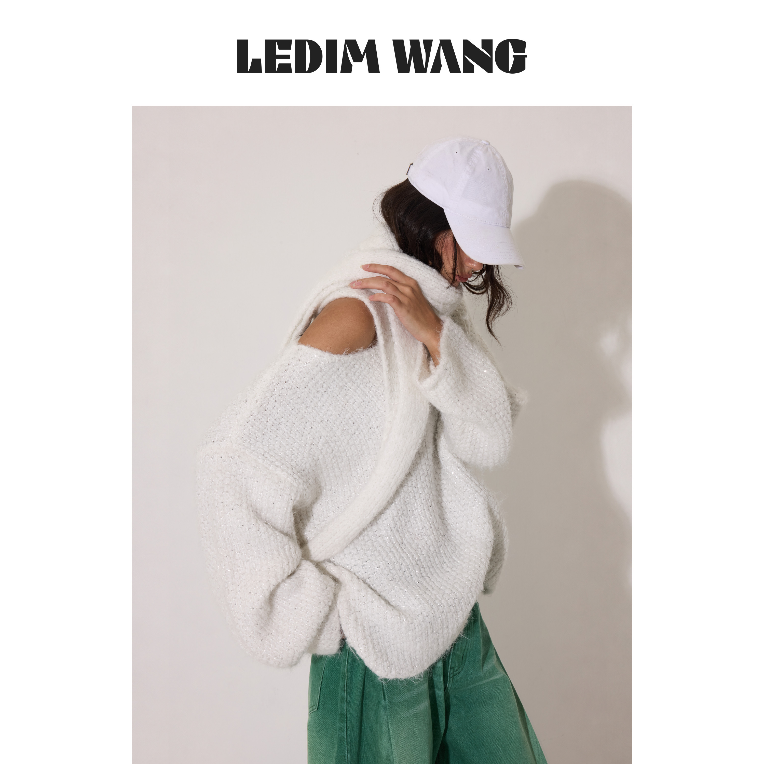 LEDIM WANG软糯珠片混纺斜肩白色毛衣女26秋季新款围巾长袖上衣