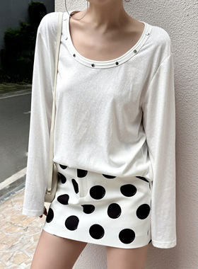 LEDIM WANG白标/金属撞钉长袖T恤女秋简约风圆领内搭上衣2025新款