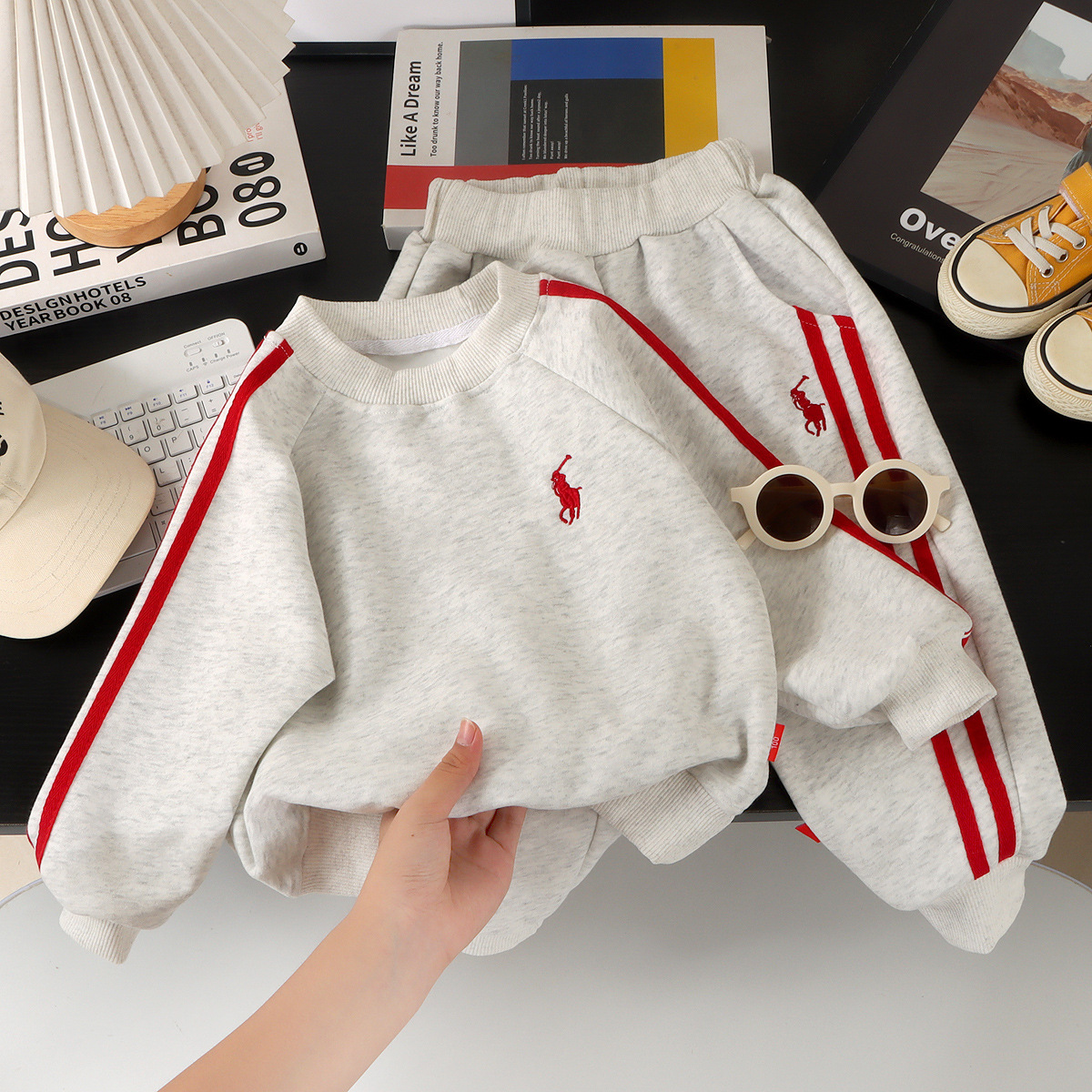 儿童运动套装2025春秋冬时尚韩版男女儿童纯棉卫衣套装休闲巨舒服